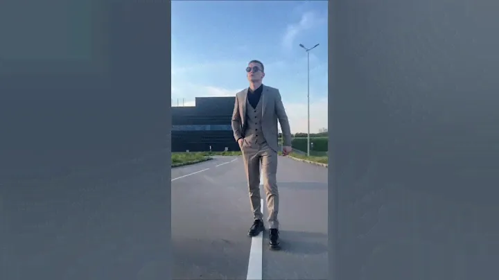 Стильный бежевый мужской костюм-тройка снова в наличии!  #suit #fashion #minsk #mensfashion #mens