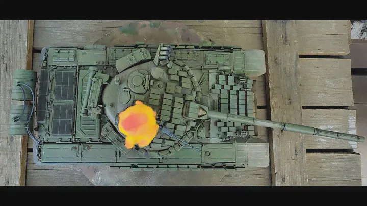 1/16 Trumpeter T-72 MBT (Out Of the Box)